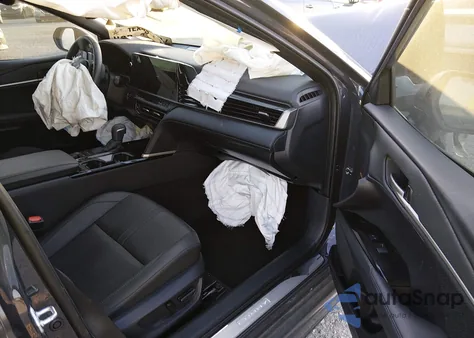 2025 Toyota Camry Xse из США, поврежденный, VIN 4T1DAACK0SU061681